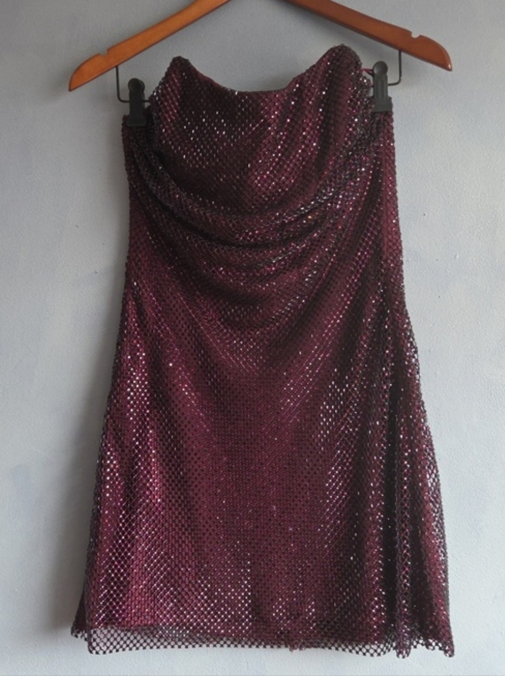 ZARA COLLECTION DIAMOND MESH BURGUNDY MINI DRESS, SIZE SMALL, NEW